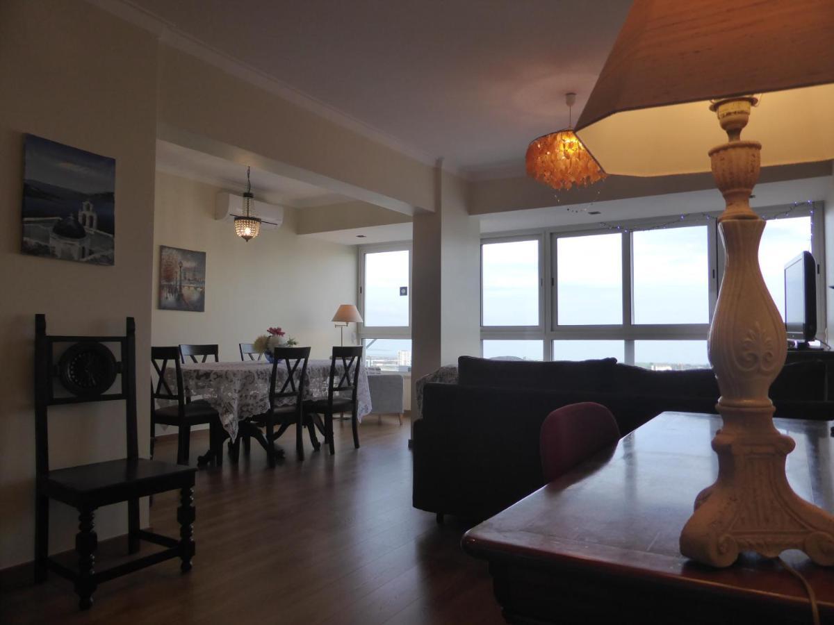 A View To The River Tejo - Sixtyfive Boutique Home Lisboa Exteriör bild