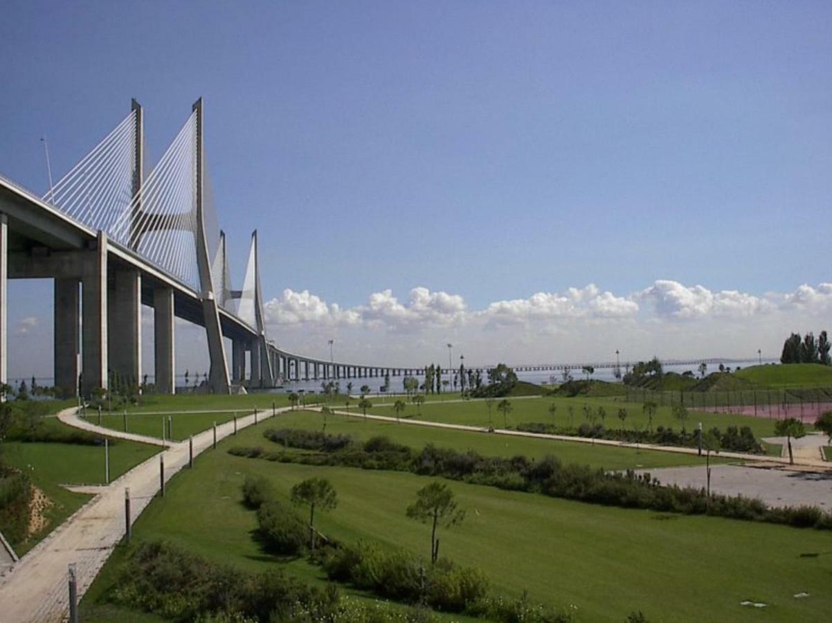 A View To The River Tejo - Sixtyfive Boutique Home Lisboa Exteriör bild